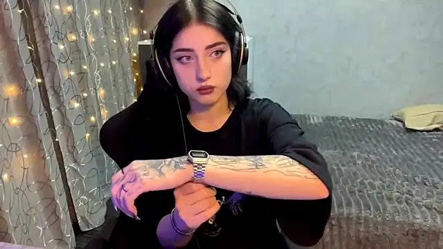 Meowluly online show from 30, 11, 2025