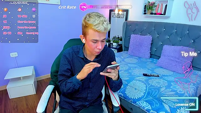 Juaan Diick online show from 3, 12, 2025