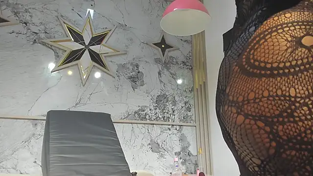 ZoeCollin online show from 9, 2, 2026