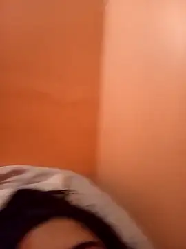 Bizcochitoc4 online show from 17, 4, 2026