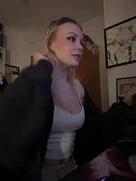 OfflineLizzy online show from 8, 3, 2026