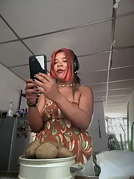 Snapshot of A_Good_Witch chatting on 11, 5, 2026 A Good Witch online show from 11, 5, 2026