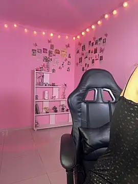 Davne  online show from 19, 4, 2026