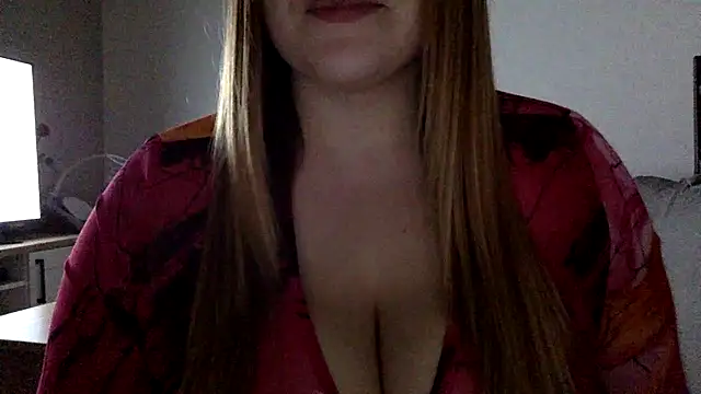Blue-Coxy online show from 4, 12, 2025