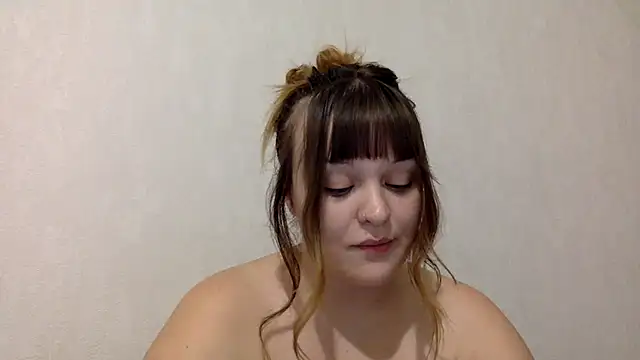 Snapshot of Blue-Coxy chatting on 12, 7, 2026 Blue-Coxy online show from 12, 7, 2026