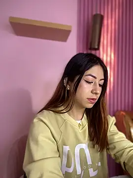 MaddieHunter online show from 17, 12, 2025