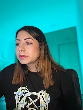 MaddieHunter online show from 7, 4, 2026