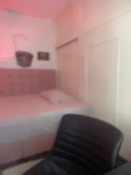 MaddieHunter online show from 2, 12, 2025