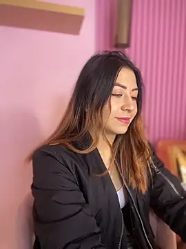 MaddieHunter online show from 22, 12, 2025