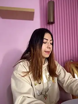 MaddieHunter online show from 19, 12, 2025