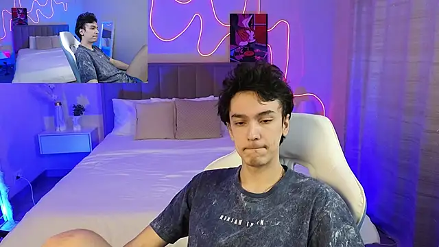 MoonlinSkinn online show from 14, 2, 2026