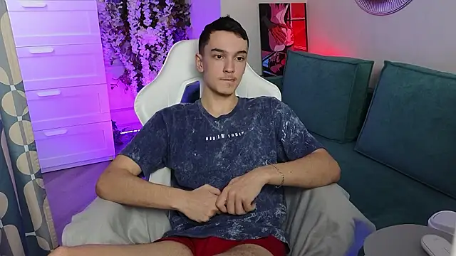 MoonlinSkinn online show from 20, 2, 2026