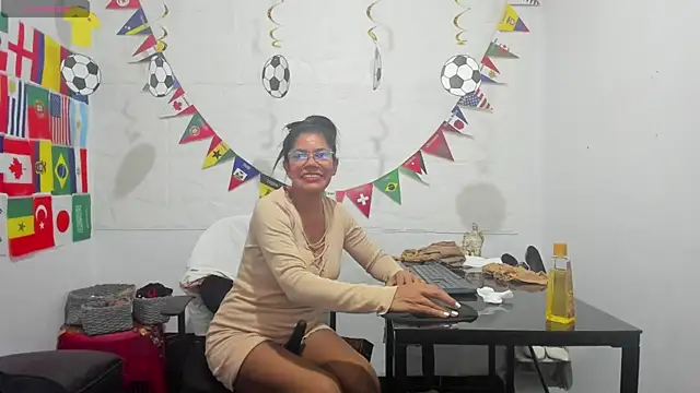 Miss clarepocahose online show from 20, 6, 2026