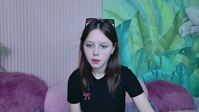 Samantha Martines online show from 12, 2, 2026