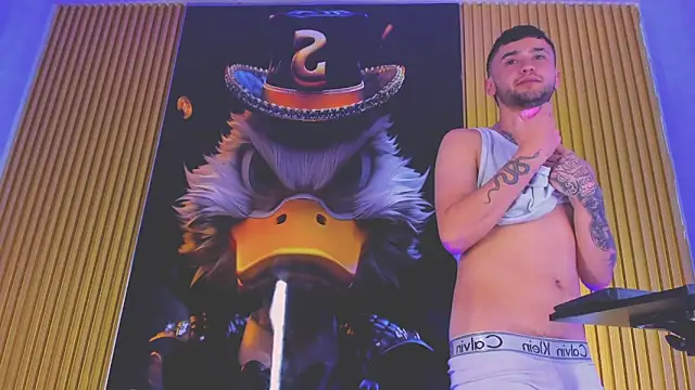 Snapshot of Thegolden_boys chatting on 30, 11, 2025 Thegolden boys online show from 30, 11, 2025