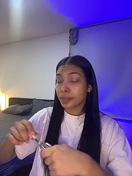 Snapshot of KarolRojas_22 chatting on 9, 5, 2026 KarolRojas 22 online show from 9, 5, 2026