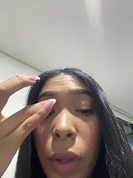 KarolRojas 22 online show from 22, 4, 2026