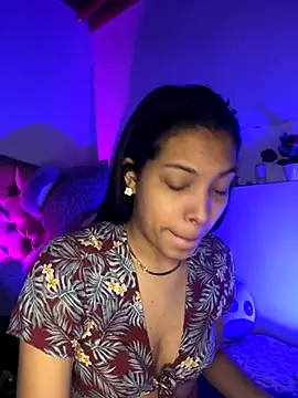 KarolRojas 22 online show from 4, 12, 2025