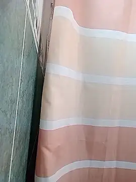 ChrisFloresP online show from 28, 11, 2025