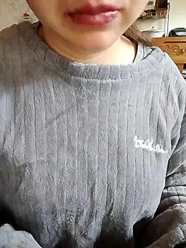 HanniZii online show from 1, 12, 2025