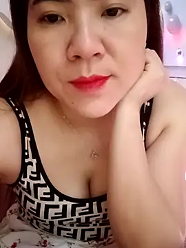 Lily-ross22 online show from 16, 3, 2026