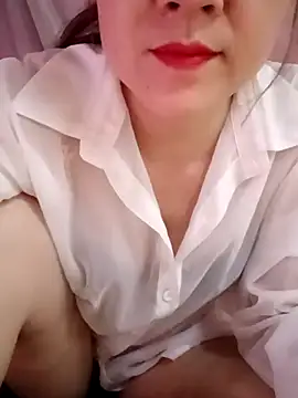 Lily-ross22 online show from 19, 4, 2026