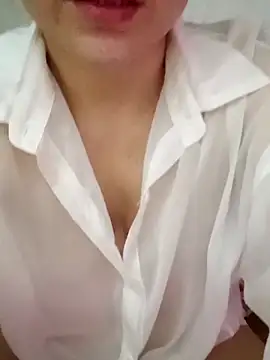 Lily-ross22 online show from 28, 4, 2026