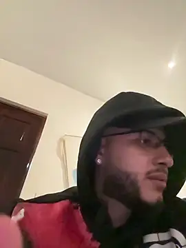 Snapshot of tratosucio chatting on 2, 2, 2026 tratosucio online show from 2, 2, 2026
