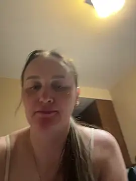 TomilaSi online show from 11, 4, 2026