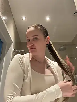 TomilaSi online show from 13, 4, 2026