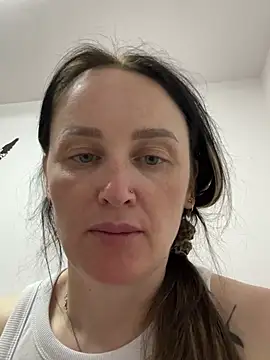Snapshot of TomilaSi chatting on 2, 6, 2026 TomilaSi online show from 2, 6, 2026