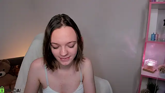 Olivia Riesz online show from 14, 12, 2025