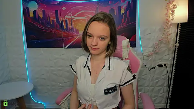 Olivia Riesz online show from 28, 11, 2025