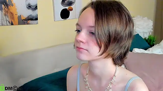 Olivia Riesz online show from 9, 5, 2026