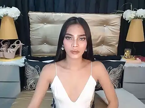 SexyPetiteAra online show from 28, 11, 2025