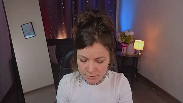 Marla Bri online show from 14, 12, 2025