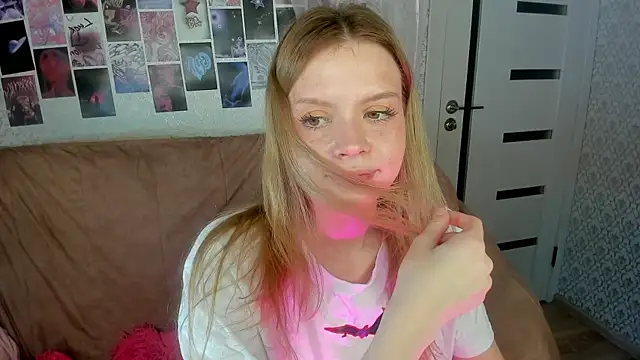 Snapshot of AlysaMeow chatting on 1, 6, 2026 AlysaMeow online show from 1, 6, 2026