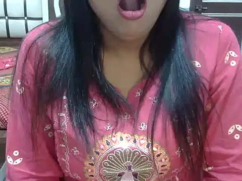 Snapshot of Harmanjeet_kaur chatting on 19, 6, 2026 Harmanjeet kaur online show from 19, 6, 2026