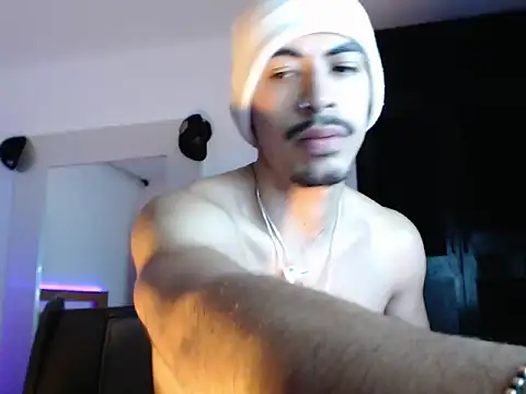 Snapshot of Da_usma00 chatting on 29, 11, 2025 Da usma00 online show from 29, 11, 2025