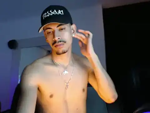 Snapshot of Da_usma00 chatting on 28, 11, 2025 Da usma00 online show from 28, 11, 2025