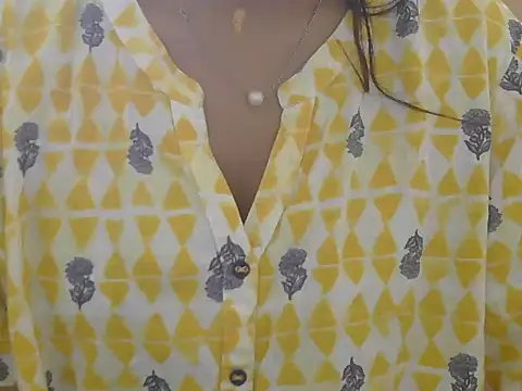 cute mahira online show from 23, 3, 2026