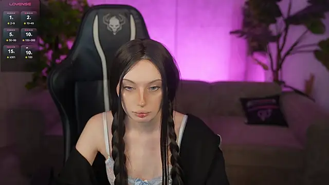 Dacota love online show from 6, 4, 2026