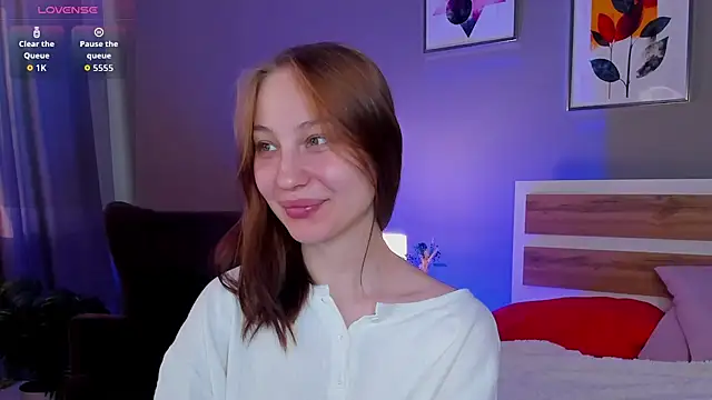 lally cute online show from 28, 2, 2026