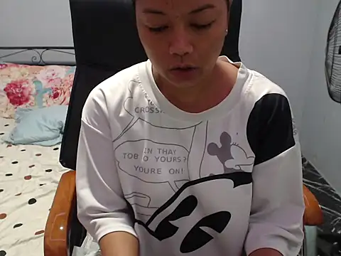 AsianB00bGoddess online show from 5, 1, 2026