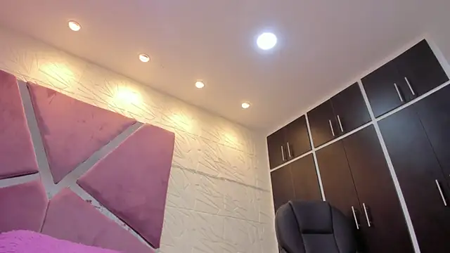 sol-angel online show from 18, 4, 2026