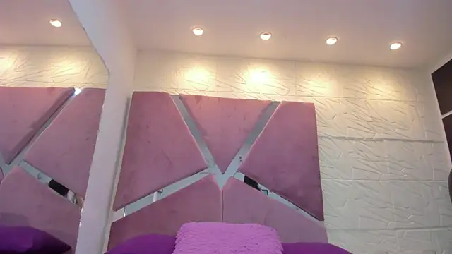 sol-angel online show from 21, 4, 2026