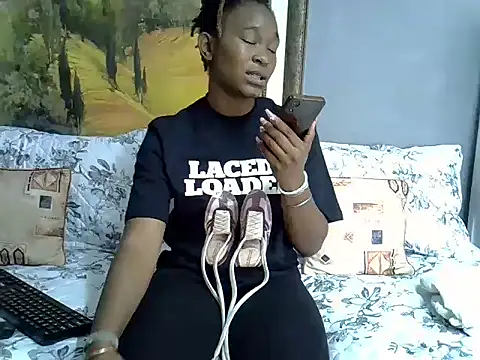 JuicyEbonyGoddess online show from 1, 12, 2025