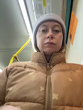 Brooke lover online show from 5, 4, 2026