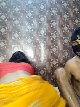 Sexy komal02 online show from 19, 1, 2026