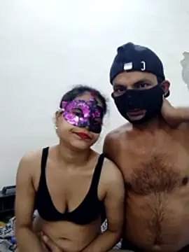 Sexy komal02 online show from 22, 12, 2025